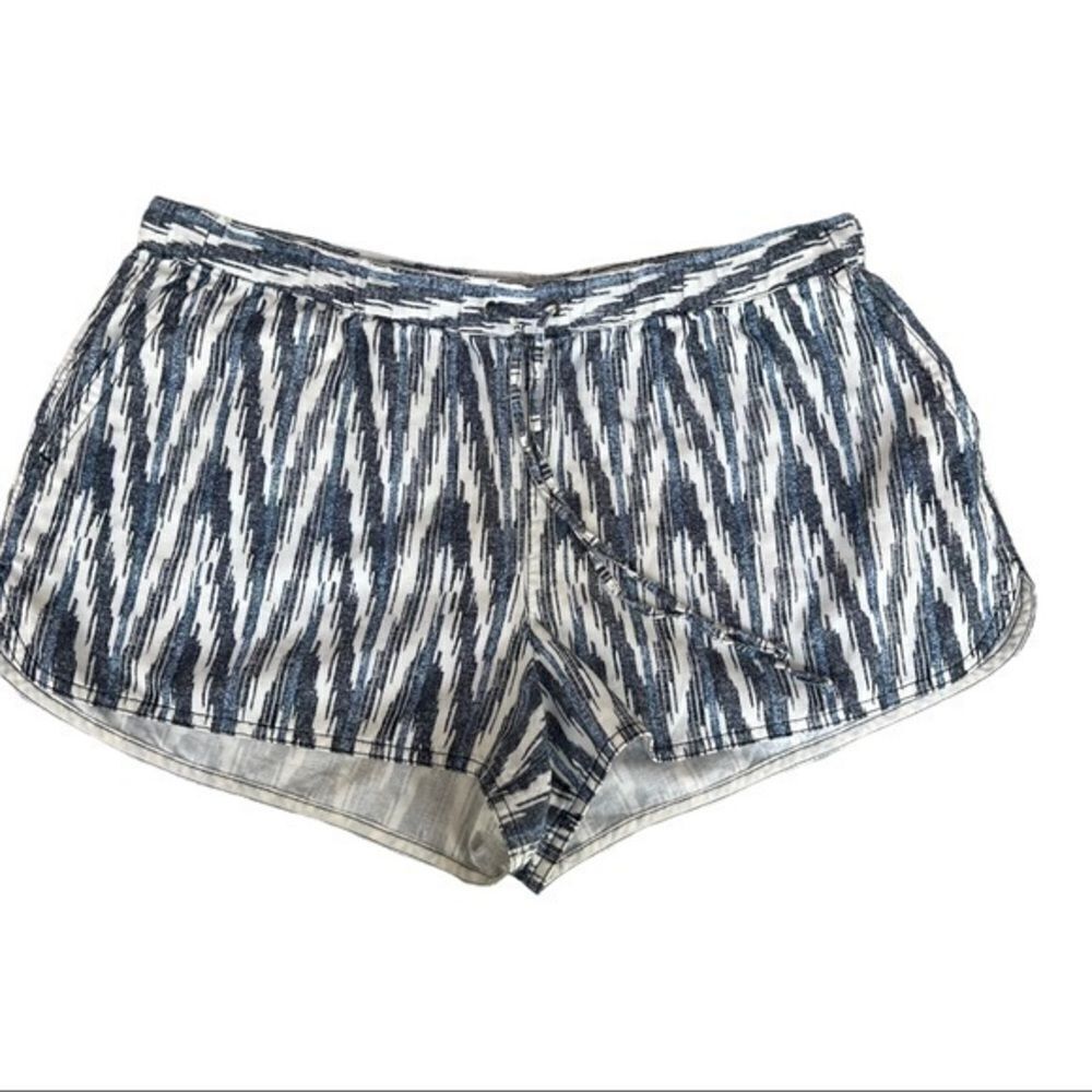 J. Crew Women Linen Blend Blue White Black Geometric Shorts Style size L
